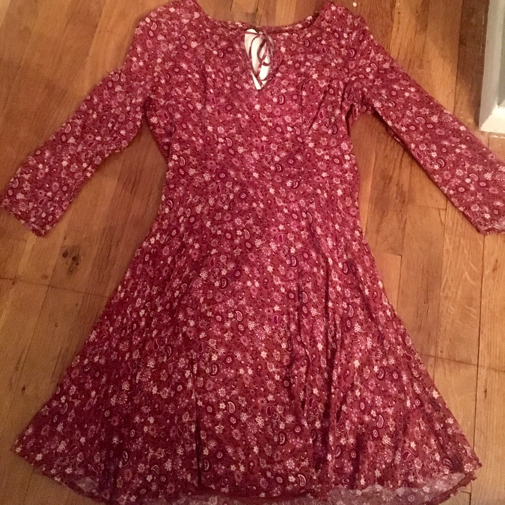 3/4 sleeve pink floral Hollister dress